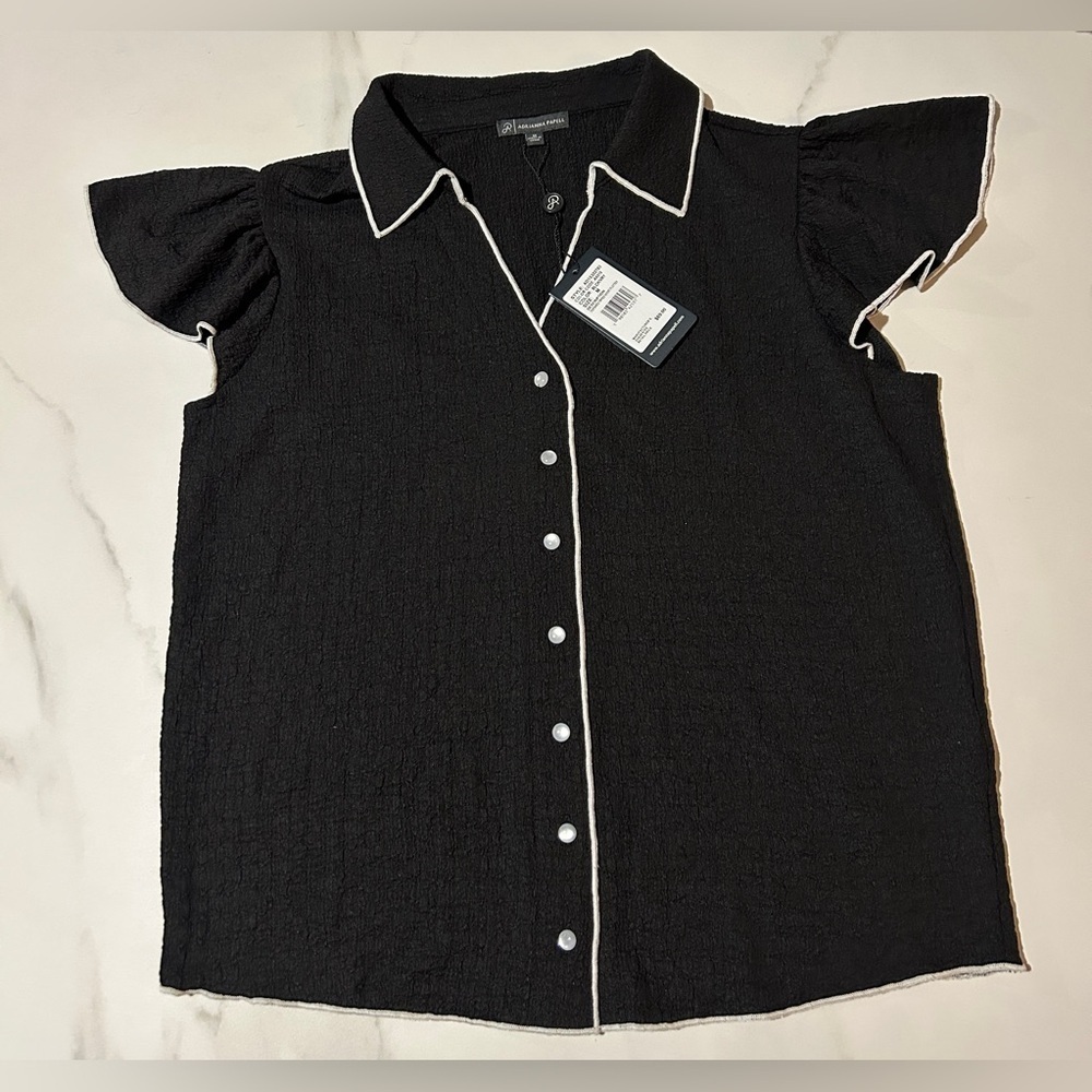 ADRIANNA PAPELL Black Button-Up Women's Top